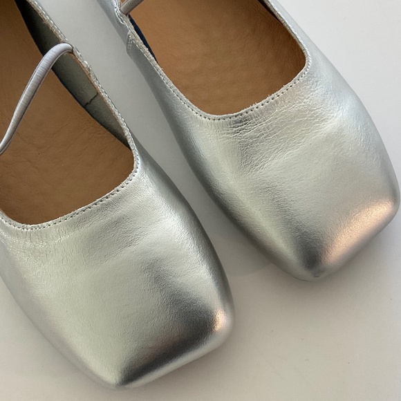 EMPRESS Australia Metallic Silver Square Tie Mary Jane Size EU 39 / 8 US NEW - Picture 2 of 12